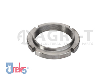 FRONT AXLE HUB CARRIER NUT - 68.5x1,50 mm